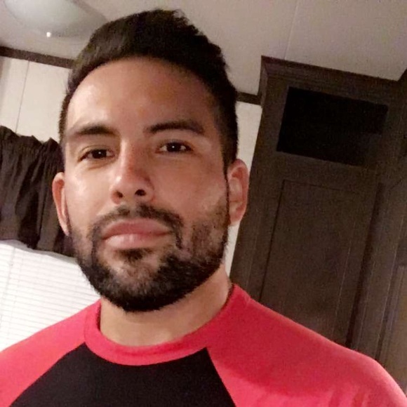 Meet your Posher, Benard - Picture 1 of 1